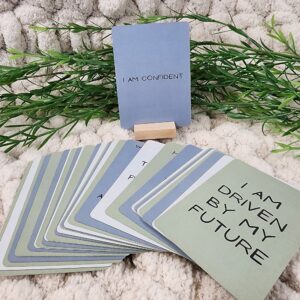 Positive Vibes: 31 Affirmation Cards with a Wooden Stand for Daily Encouragement